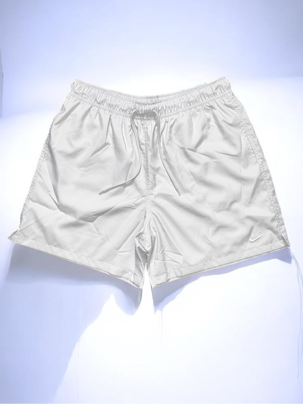 Nike Mens Swim / Board Shorts Large & XL Grayish/White Above Knee Mesh Lined NWT